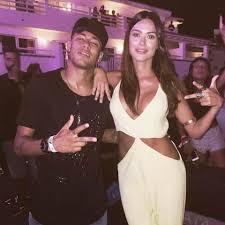 Neymar da silva santos júnior (brazilian portuguese: Neymar Height Weight Age Girlfriend Wife Family Biography More Starsunfolded