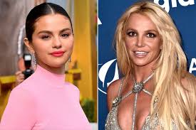 selena gomez gifts britney spears with