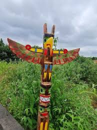 Giant Totem Pole 200cm Hand Carved