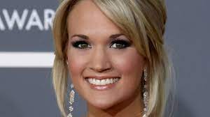 carrie underwood says she does her own