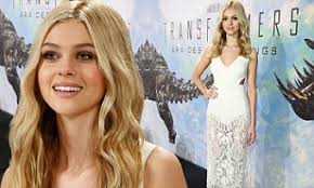 Your first fansite for actress @nicolaannepeltz since 2009. Nicola Peltz Wows In White At Transformers Age Of Extinction Press Conference Daily Mail Online