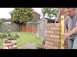 Bricklaying How To Build A Brick Pillar
