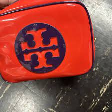 tory burch cosmetic bag large must