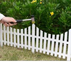 Small Fence Border For Garden