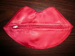 lip shaped bag crafty staci