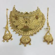 showroom of 1 gram gold necklace set