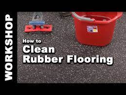 how to clean rubber flooring in 4 easy