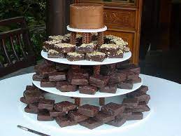 Brownie Grooms Cake gambar png