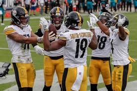 Labriola on the win over the lions. Steelers Skill Position Depth Chart Projecting Pittsburgh S Qb Rb Wr Te And Fantasy Impact Draftkings Nation