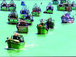 Tamil Nadu: Boats in deep sea as Cyclone Kyarr looms | Madurai News - Times  of India