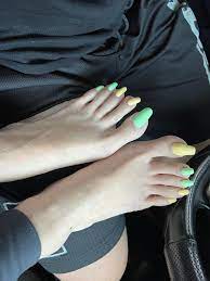 It was my first time getting a footjob in a car. I'm so into natural long  nails and toenails. : r/Feetishh