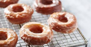 many calories are in glazed doughnuts