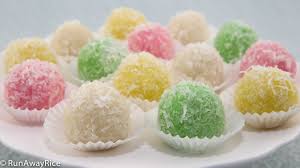 snowball cakes banh bao chi festive