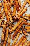 What are Cajun fries made of?