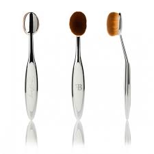 silver oval makeup brush 3