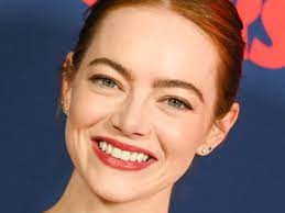 emma stone wore the color of the year