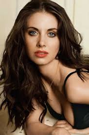 alison brie fashionable and talented
