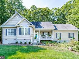 Discover a selection of 282 vacation rentals in charlottesville, va that are perfect for your trip. Lake Monticello Real Estate Lake Monticello Palmyra Homes For Sale Zillow
