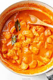 Pomidorowe curry z kurczakiem | Kwestia Smaku