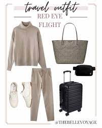 7 cute and comfy airplane outfit ideas