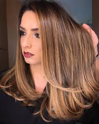 You should always ask your hairdresser for smooth graded layers in the front. 90 Best Long Layered Haircuts Hairstyles For Long Hair 2021