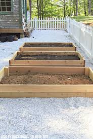 building raised cedar garden beds