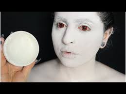 white face makeup for cosplay halloween