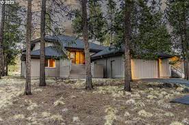 sunriver or waterfront homes