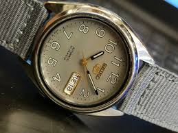 seiko 5 automatic 21 jewels an day
