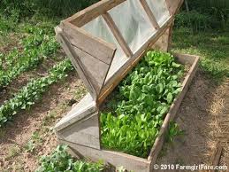 Cut both ends of the top slats at 75 degrees using a miter saw. Amish Cold Frame 4 By Farmgirl Susan Via Flickr Cold Frame Garden Inspiration Cold Frame Diy