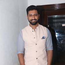 And choose what you think is most beautiful to copy. Vicky Kaushal Bio Age Height Early Life Career Family Movies And Images