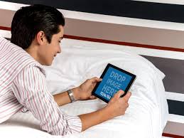 Résultat de recherche d'images pour "male teen in bed with ipad"