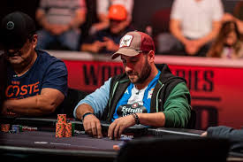 one day separates wsop main event