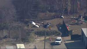Small plane crash on Long Island leaves 1 dead, 2 critical: officials | Fox  News