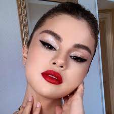 selena gomez s all time best makeup looks