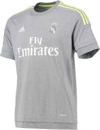 Entre y conozca nuestras increíbles ofertas y promociones. Real Madrid 15 16 Kits Released New Football Shirts Real Madrid Soccer Shirts