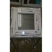 Ново pvc прозорец за баня, три камерен стъклопакет, размери 62 / 62 см. Paradoks Priemam Dizajner Pvc Prozorec Za Banya Defiestalinares Es