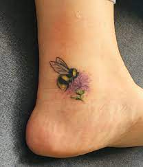Thinking about a new tattoo and are looking for design inspiration? Bumblebee Tattoo Bumblebee Tattoo Bumblebee Hearttattoo Meaningfultattoo Moontattoo Simpletattoo Tattoo Tatto Bumble Bee Tattoo Bee Tattoo Tattoos