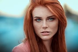 women redhead model portrait depth