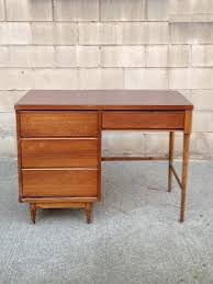Our son michael found this elusive broyhill premier saga desk on craigslist and dispatched david and me to buy it. Broyhill Premier Mid Century Danish Modern Desk Mid Century Modern Vanity Danish Modern Writing Desk Mid Century Make Up Vanity Mcm Desk
