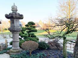 Japanese Stone Garden Lanterns For
