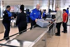 do-you-have-to-put-chargers-out-at-airport-security