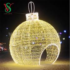 large outdoor decorations led