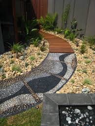 21 Cool Pebble Pathway Design Ideas For