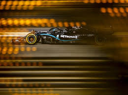 The bahrain weekend gets under way! F1 Bahrain 2020 So Hat Reifenflusterer Lewis Hamilton Die Pole Erobert