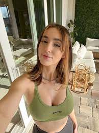 Rohan on X: Natalie Roush🍒♥️ Selfie t.co2q3pAPGpyX  X