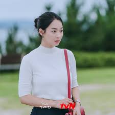 Shin Min Ah: Nữ chính phim Hàn không bao giờ mặc xấu, chẳng ai ngờ đã U40  vì toàn lên đồ sành điệu hack tuổi - Phong cách sao - Việt Giải Trí