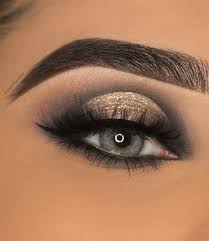 eye makeup trends neutral gold glitter