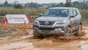 All while keeping you comfortable. Why The Fortuner Remains A Dominant 7 Seater Suv