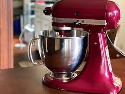 This mixer measures approximately 8 x 14 x 14, weighs 22 pounds and runs on 300 watts of power. Best Kitchenaid Stand Mixer In 2021